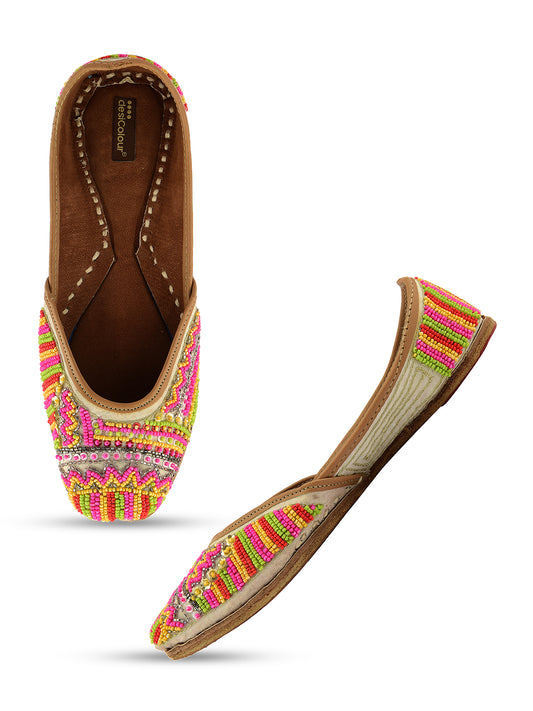 DESI COLOUR Women Beige Ethnic Punjabi Jutti