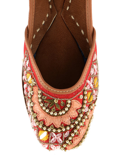 DESI COLOUR Women Red Ethnic Punjabi Jutti