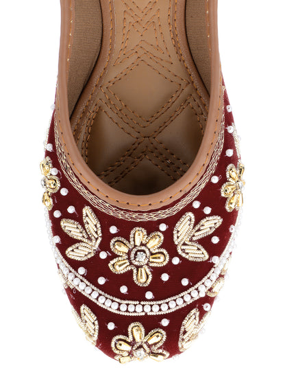 DESI COLOUR Women Maroon Ethnic Punjabi Jutti