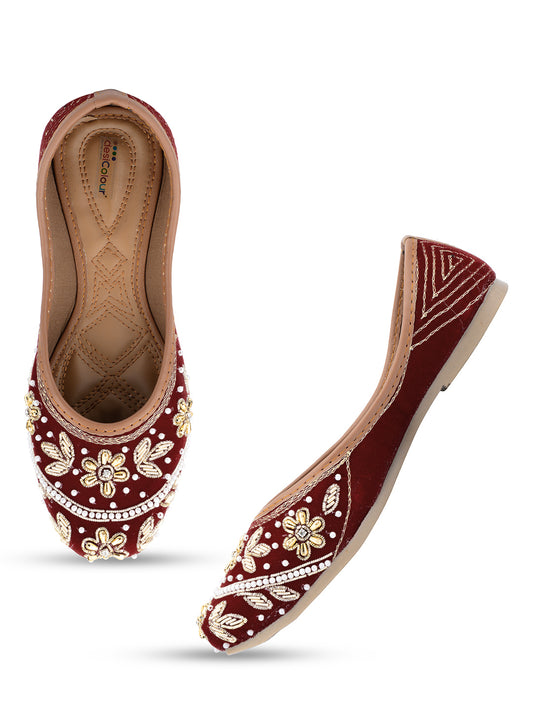 DESI COLOUR Women Maroon Ethnic Punjabi Jutti