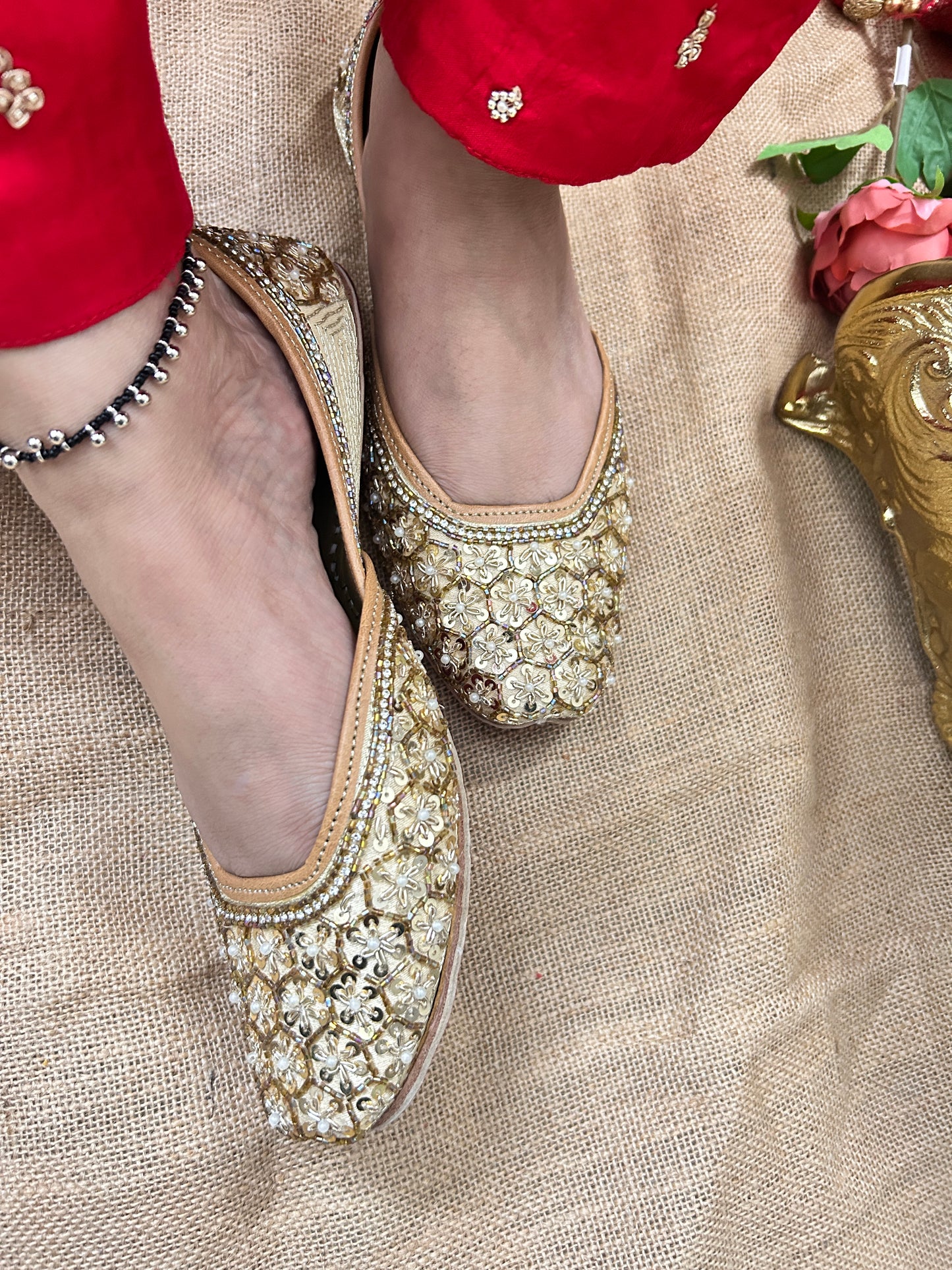 Zarisha Gold-The Mehar Collection