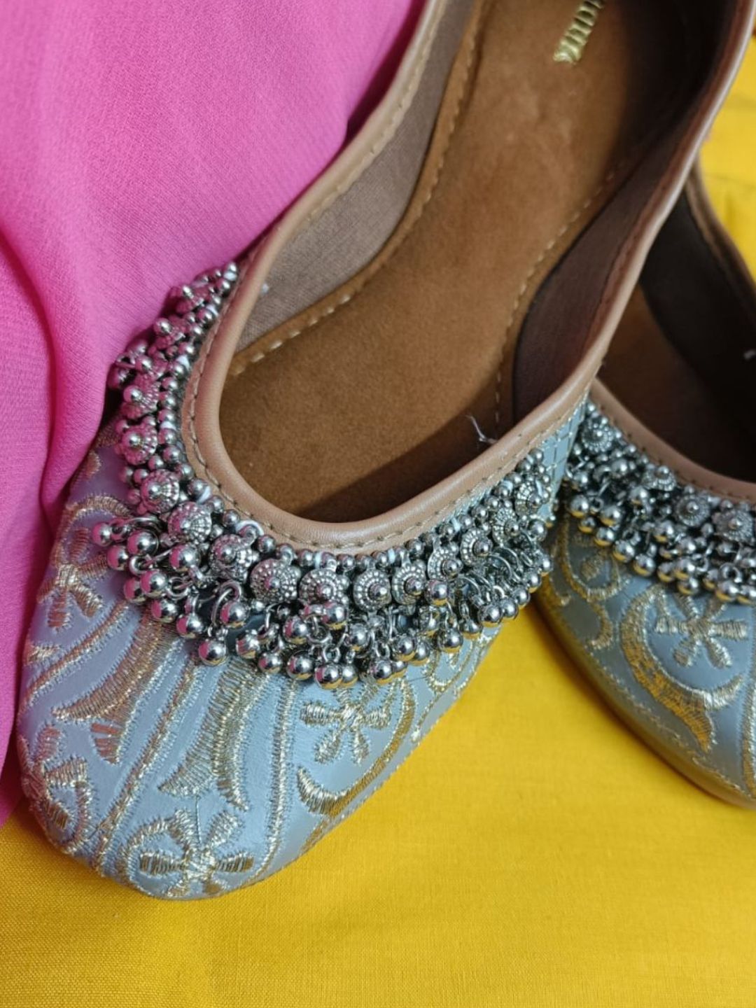 Women Grey Ethnic Punjabi Jutti