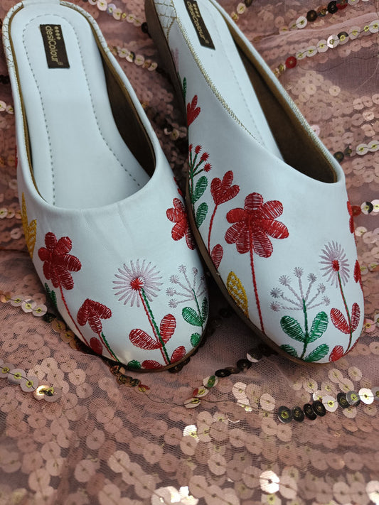Handcrafted juttis, heels, bellies, flats, and mules for weddings, festivals, and daily wear – DESI COLOUR