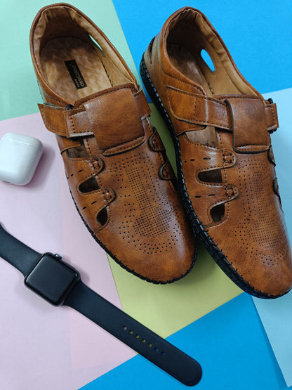 Handcrafted juttis, heels, bellies, flats, and mules for weddings, festivals, and daily wear – DESI COLOUR
