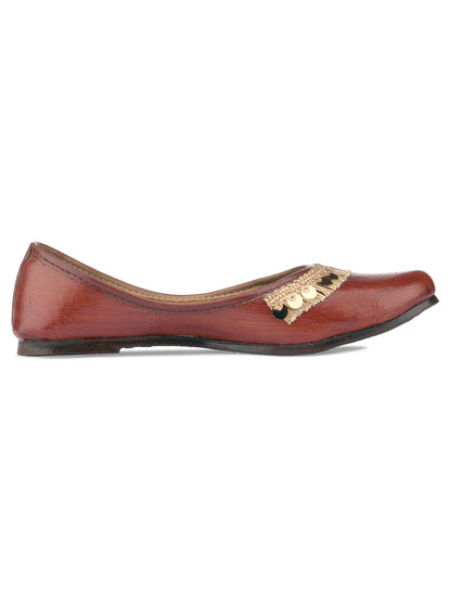 DESI COLOUR Women Brown  Gold-Toned Embellished Mojaris