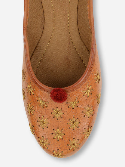 DESI COLOUR Women Brown Textured Leather Ethnic Mojaris Flats