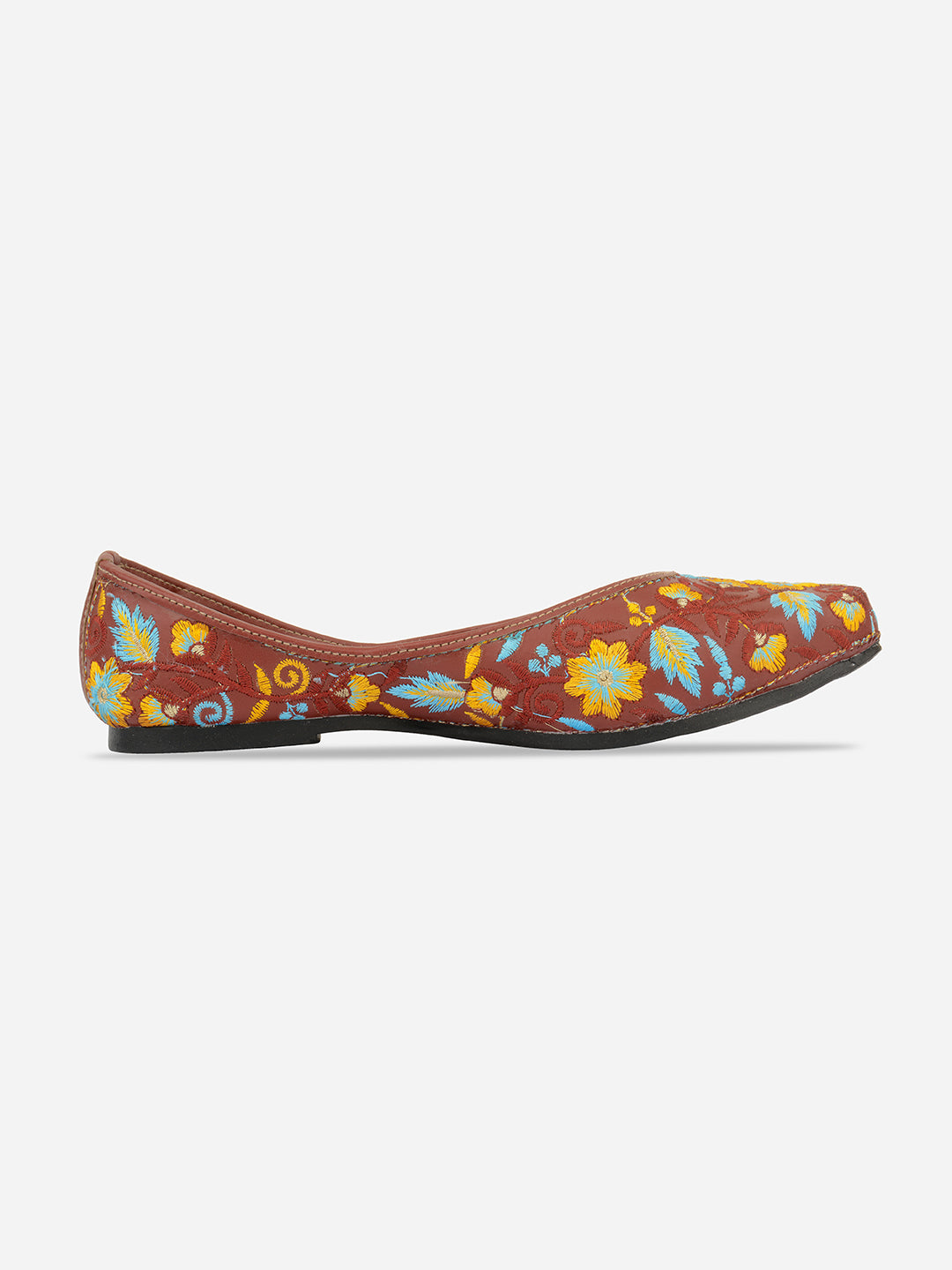DESI COLOUR Women Maroon Ethnic Ballerinas with Embroidered Flats