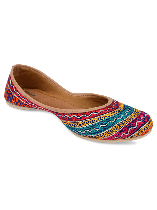 DESI COLOUR Women Pink Embellished Ethnic Mojaris with Embroidered Flats