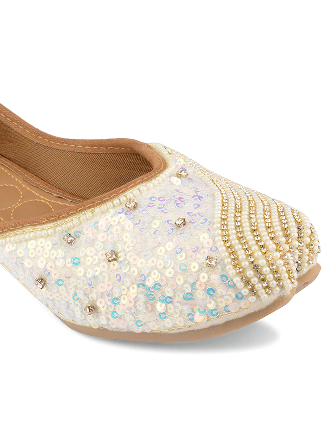 DESI COLOUR Women White Embellished Leather Ethnic Mojaris Flats