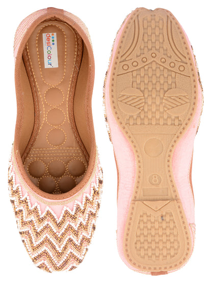 DESI COLOUR Women Pink  Brown Embellished Ethnic Mojaris