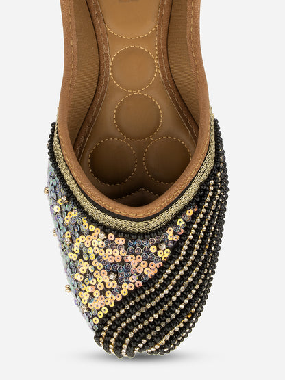 DESI COLOUR Women Black Embellished Leather Ethnic Mojaris Flats