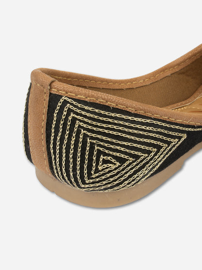 DESI COLOUR Women Black Embellished Leather Ethnic Mojaris Flats