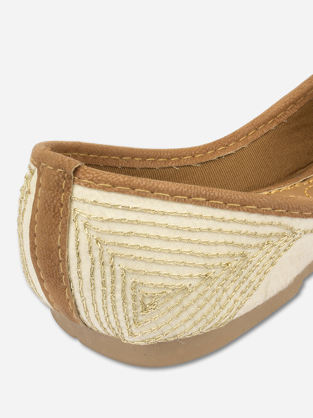 DESI COLOUR Women Off White Embellished Leather Ethnic Mojaris Flats