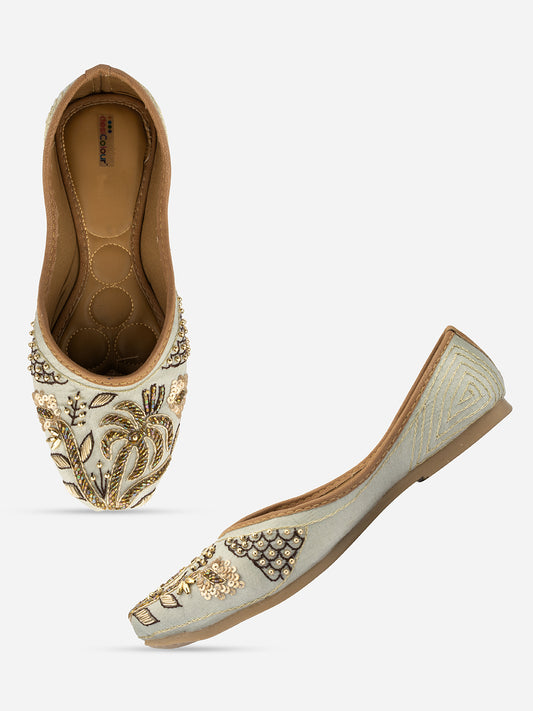 DESI COLOUR Women Grey Embellished Leather Ethnic Mojaris Flats