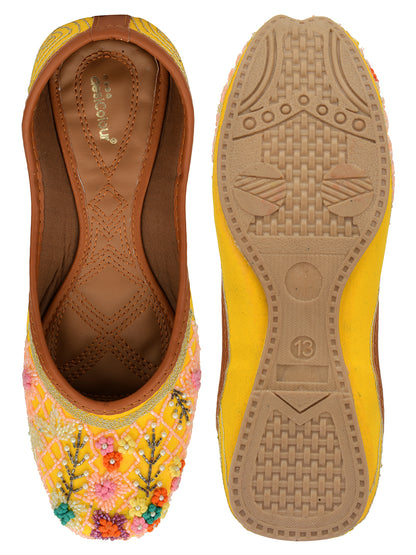 DESI COLOUR Women Yellow Ethnic Mojaris Flats