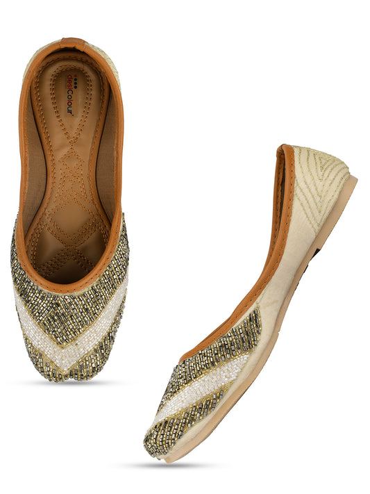 DESI COLOUR Women Gold-Toned Embellished Leather Ethnic Mojaris