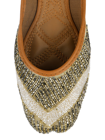DESI COLOUR Women Gold-Toned Embellished Leather Ethnic Mojaris