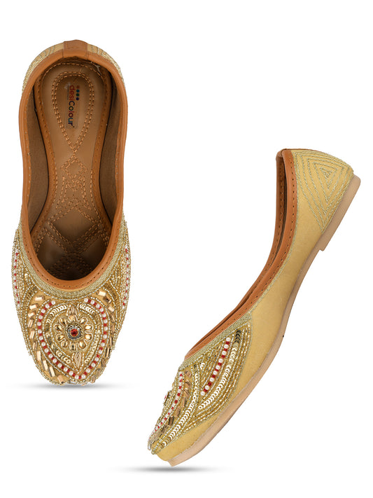 DESI COLOUR Women Gold-Toned Embellished Leather Ethnic Mojaris Flats