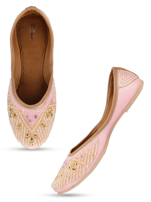 DESI COLOUR Women Pink Embellished Ethnic Mojaris