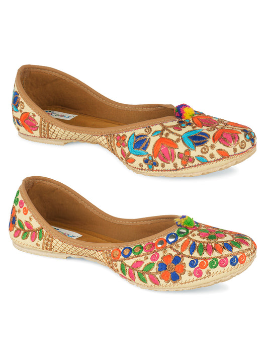 DESI COLOUR Women Multi Printed Mojaris with Bows Flats