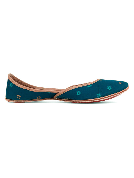 DESI COLOUR Women Red Printed Leather Mojaris