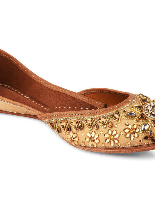 DESI COLOUR Women Off-White Embellished Leather Mojaris