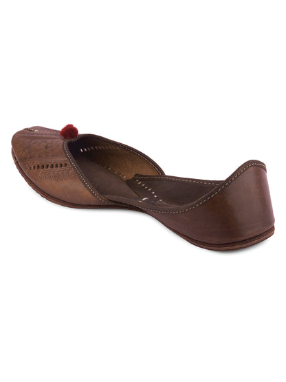 DESI COLOUR Women Red Printed Leather One Toe Flats