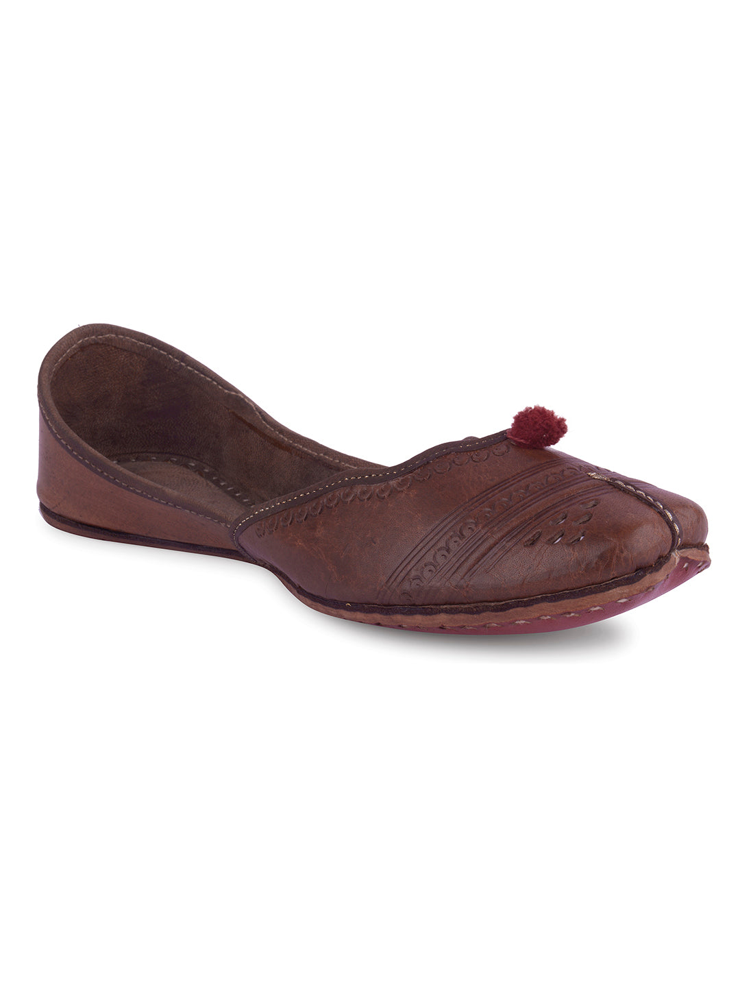 DESI COLOUR Women Brown Textured Leather Mojaris