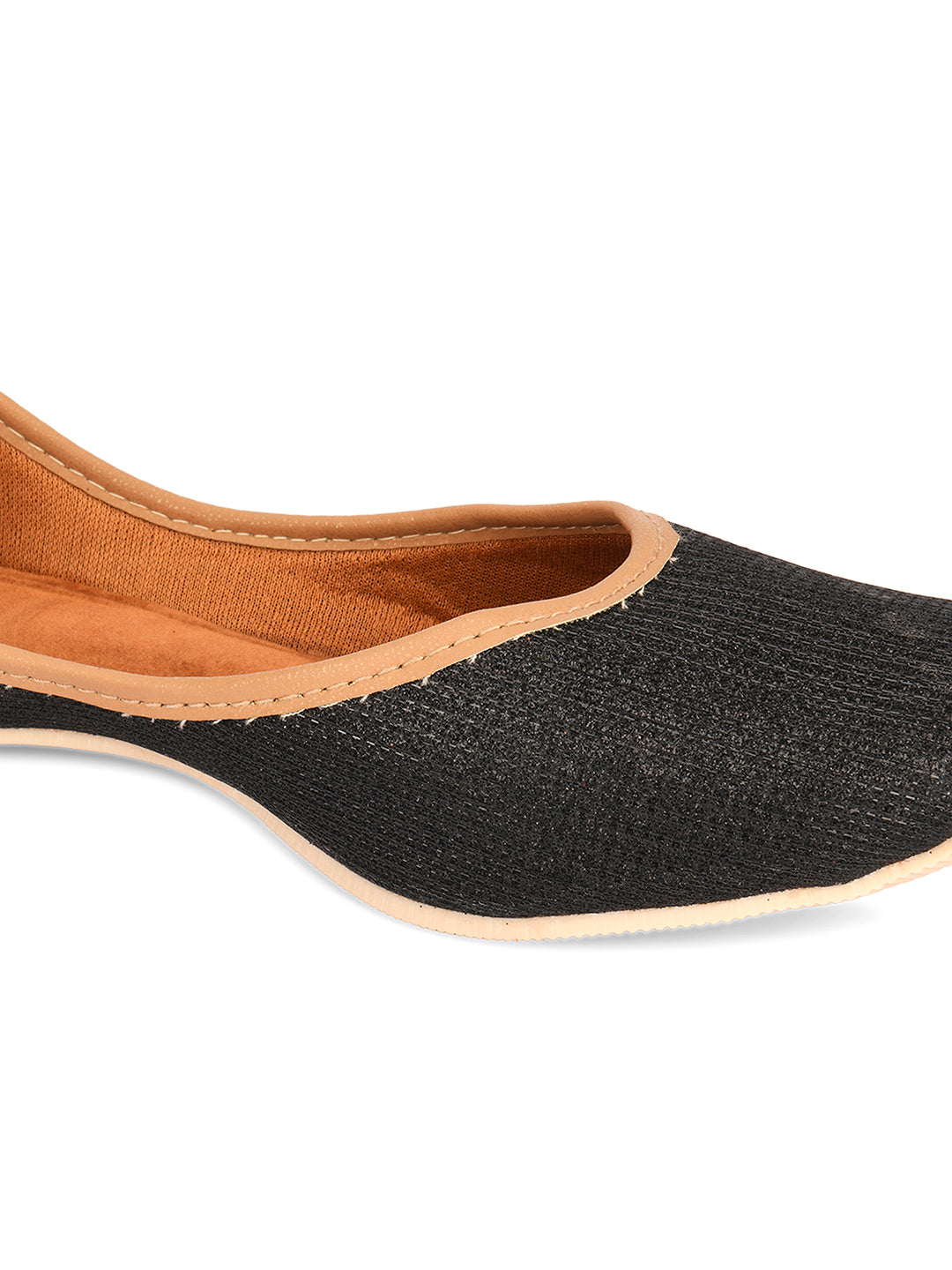 DESI COLOUR Women Black Solid Mojaris