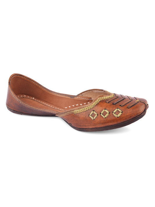 DESI COLOUR Women Brown Textured Mojaris