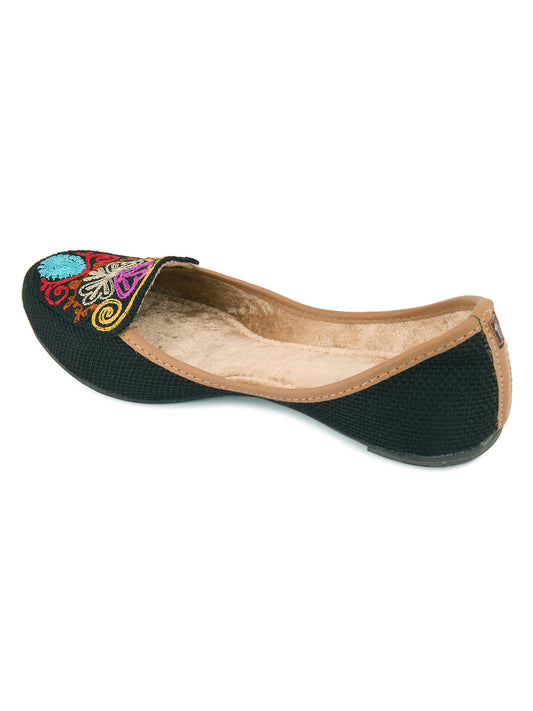 DESI COLOUR Women Black Solid Ballerinas