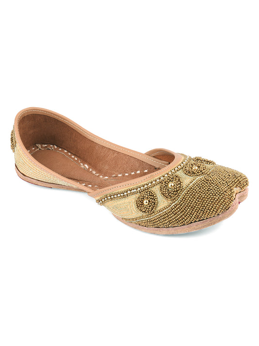 DESI COLOUR Women Gold Embellished Mojaris