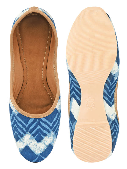 DESI COLOUR Women Maroon Leather Mojaris Flats