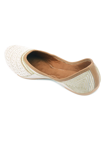 DESI COLOUR Women White Embellished Mojaris