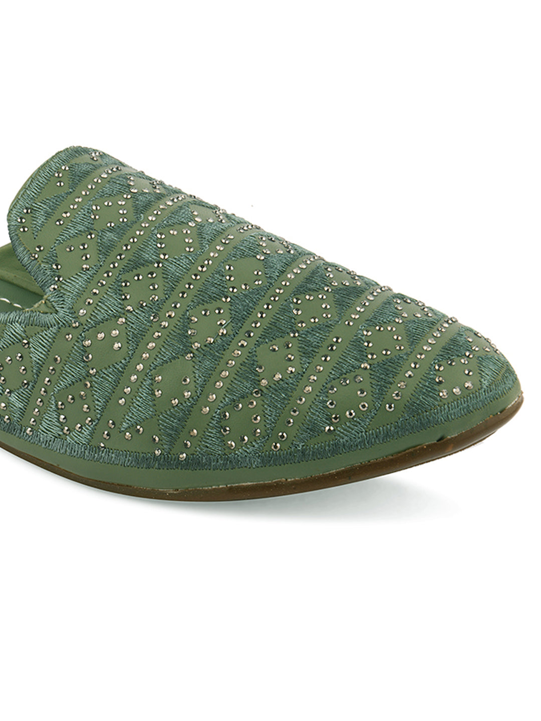 DESI COLOUR Women Green Embellished Ethnic Mules With Embroidered