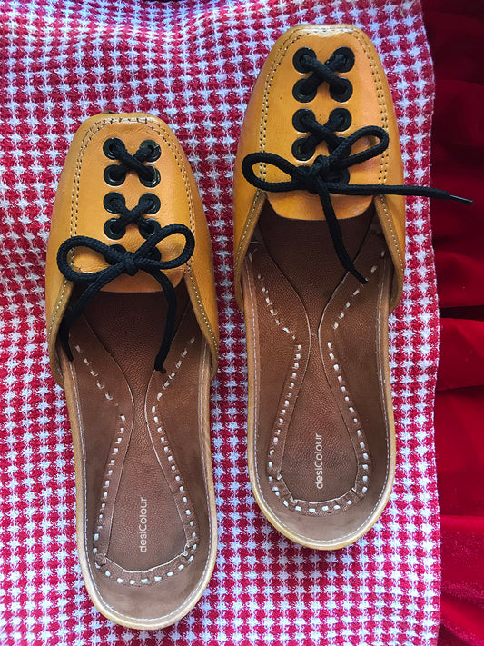 DESI COLOUR Women Tan Ethnic Mojaris Flats