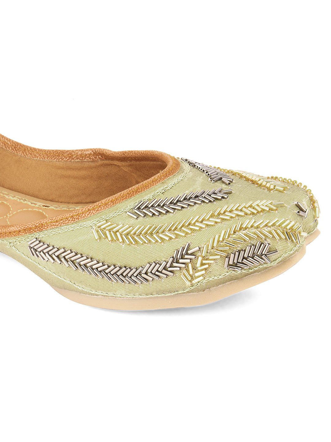 DESI COLOUR Women Purple Dabka Work Ethnic Mojaris Flats