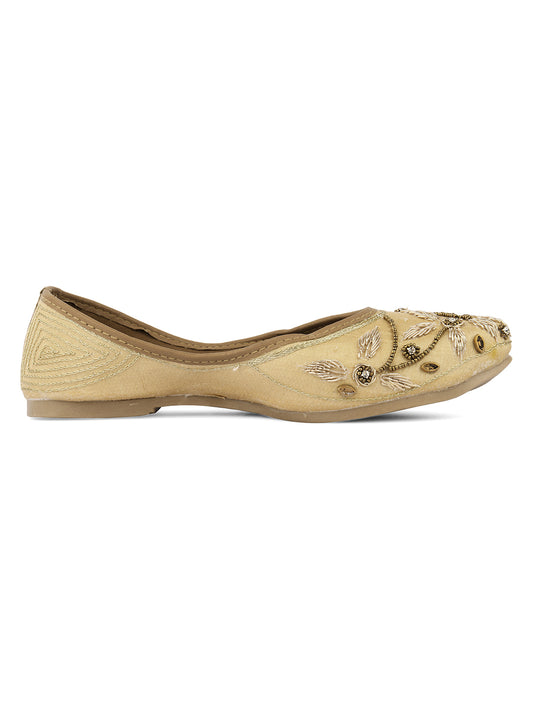 DESI COLOUR Women Multicoloured Embellished Leather Ethnic Mojaris with Laser Cuts Flats