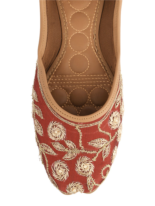 DESI COLOUR Women Pink  Gold-Toned Embellished Leather Mojaris