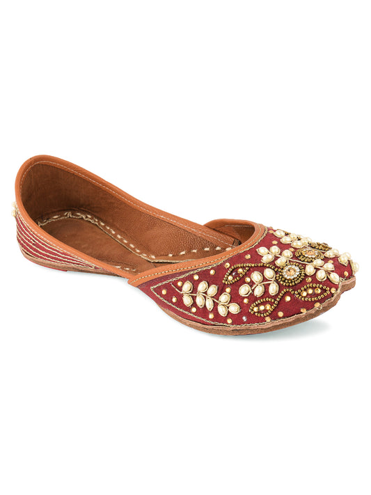 DESI COLOUR Women Maroon  Gold-Toned Ethnic Embellished Leather Mojaris Flats