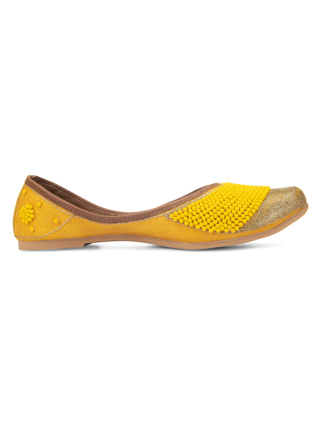 DESI COLOUR Women Yellow Embellished Ethnic Mojaris Flats