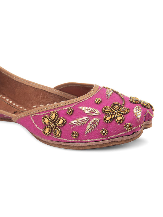 DESI COLOUR Women Pink Embellished Leather Ethnic Mojaris Flats