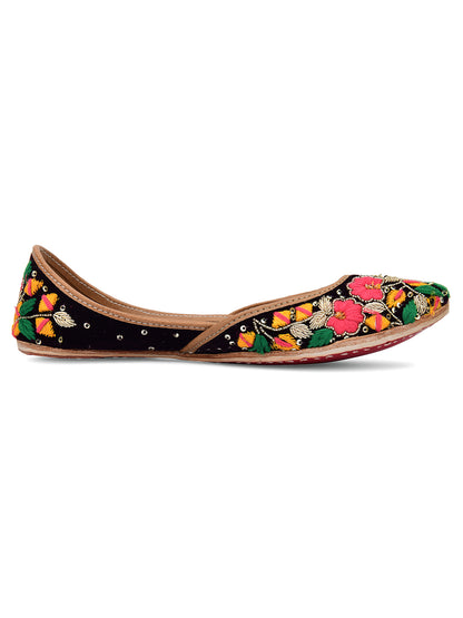DESI COLOUR Women Multicoloured Printed Ethnic Mojaris Flats