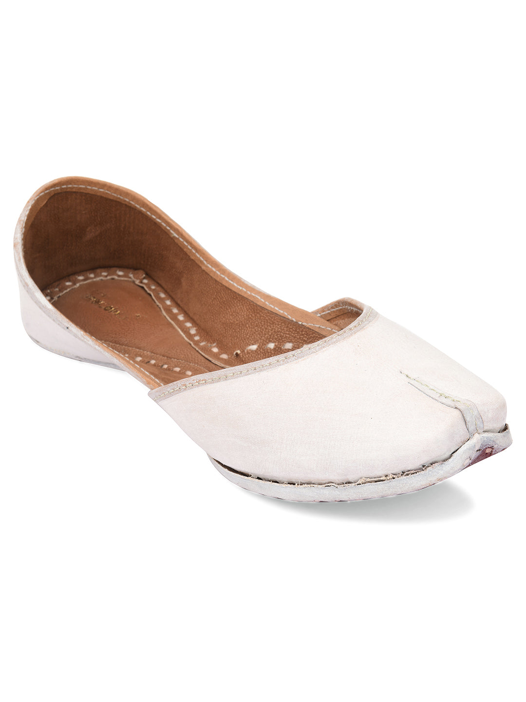 DESI COLOUR Women White Printed Ethnic Mojaris Flats