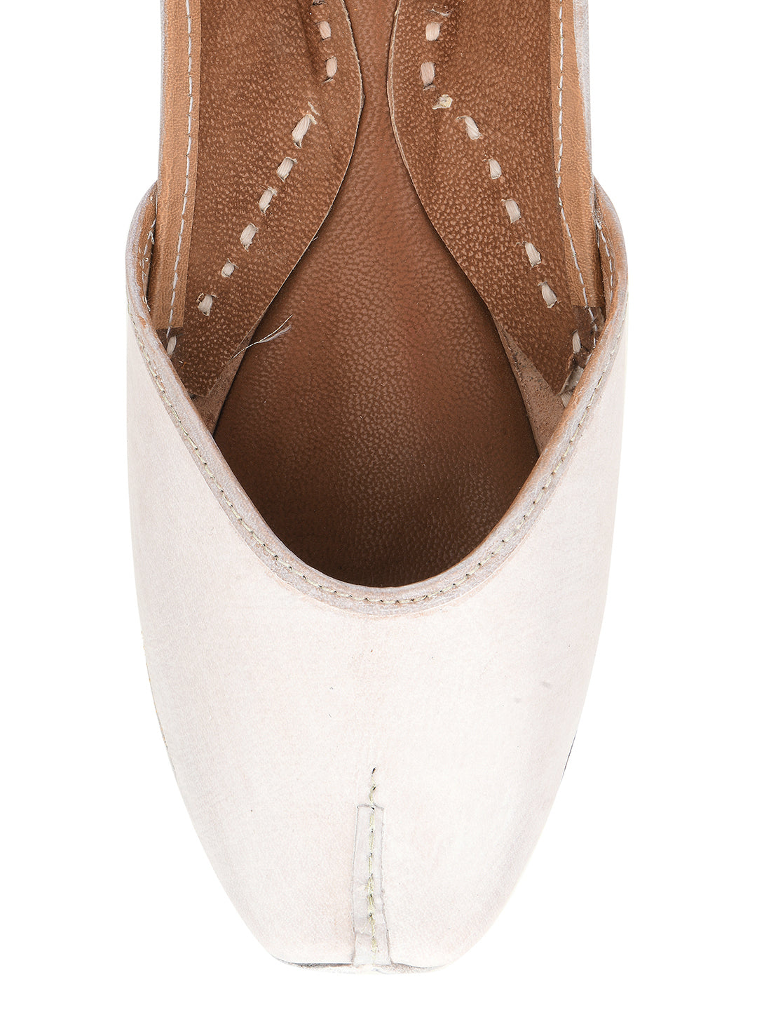 DESI COLOUR Women White Printed Ethnic Mojaris Flats