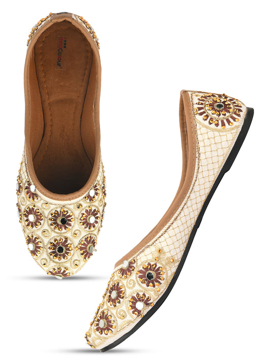 DESI COLOUR Women Gold-Toned Embellished Ethnic Mojaris Flats