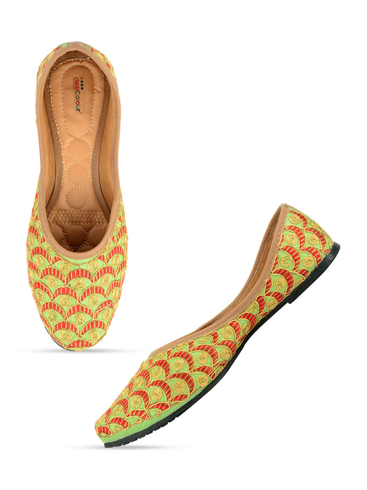 DESI COLOUR Women Green Ethnic Mojaris Flats