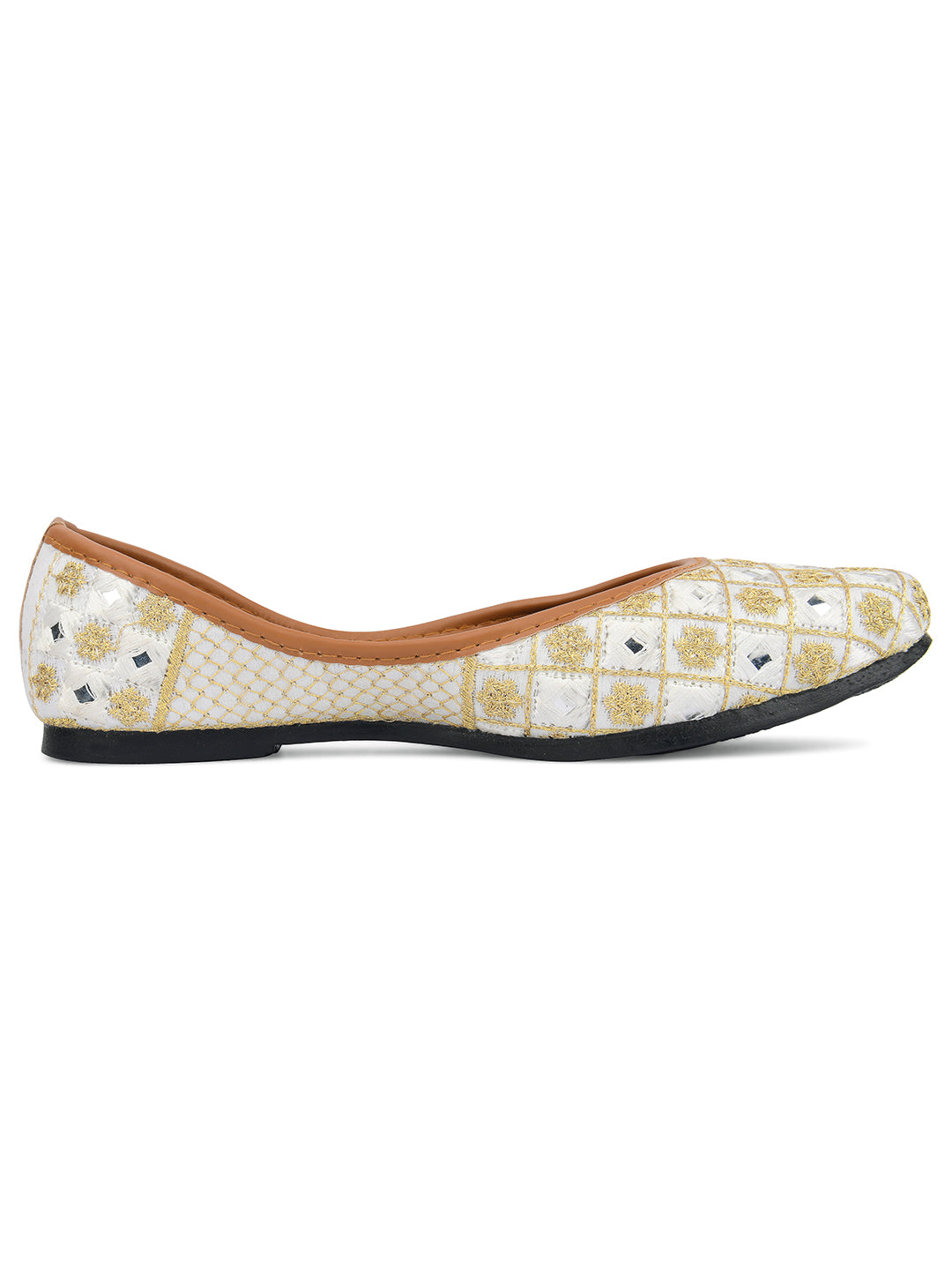 DESI COLOUR Women Green Ethnic Ballerinas with Embroidered Flats