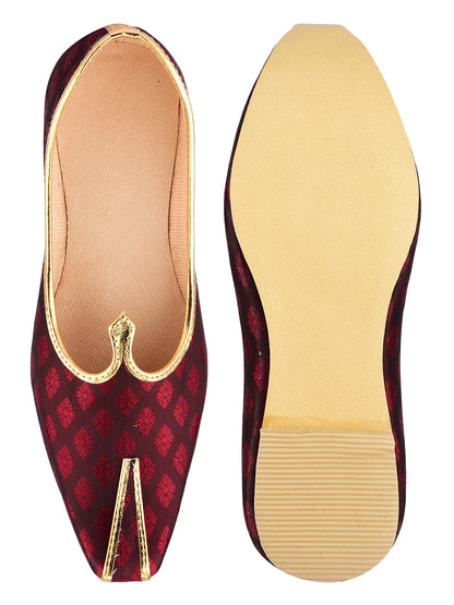 DESI COLOUR Men Maroon Mojaris